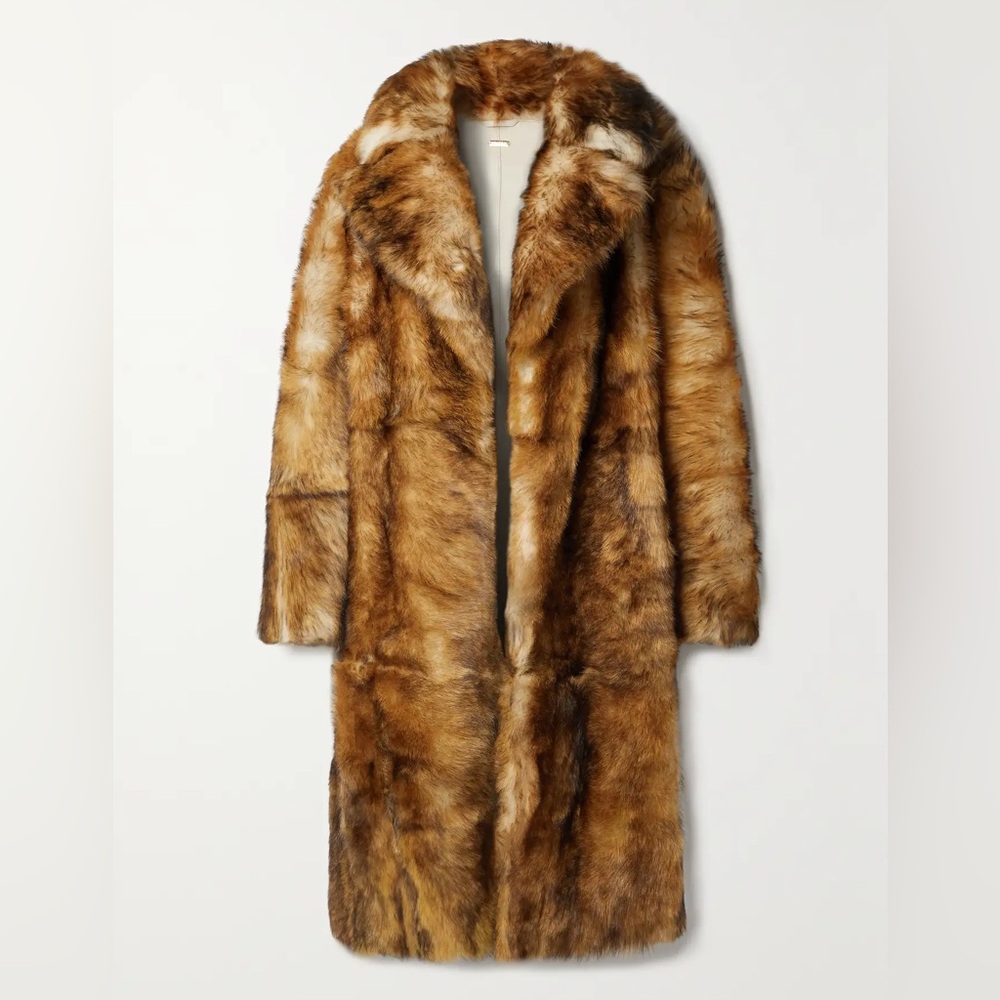 DODO BAR OR
Lidor shearling coat